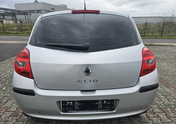 Renault Clio cena 9600 przebieg: 190000, rok produkcji 2008 z Gubin małe 121